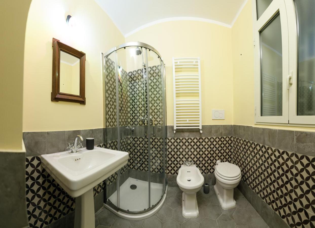 Palazzo Introna Bed & Breakfast Mola di Bari Luaran gambar