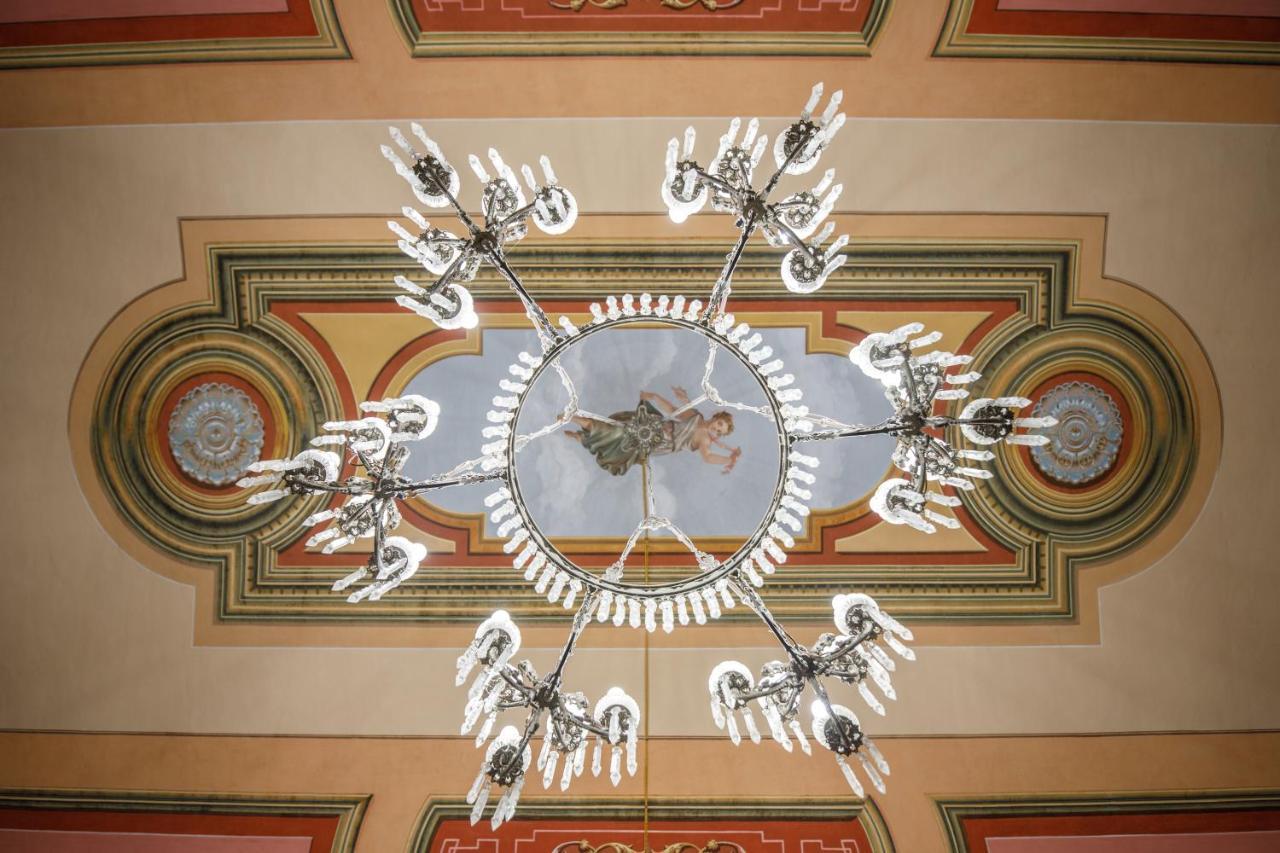 Palazzo Introna Bed & Breakfast Mola di Bari Luaran gambar