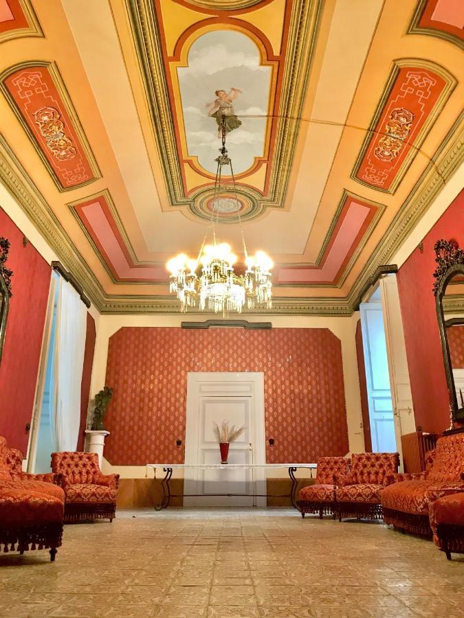 Palazzo Introna Bed & Breakfast Mola di Bari Luaran gambar
