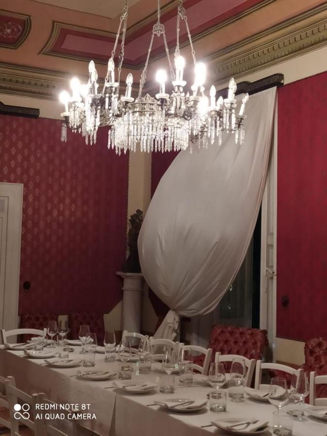 Palazzo Introna Bed & Breakfast Mola di Bari Luaran gambar